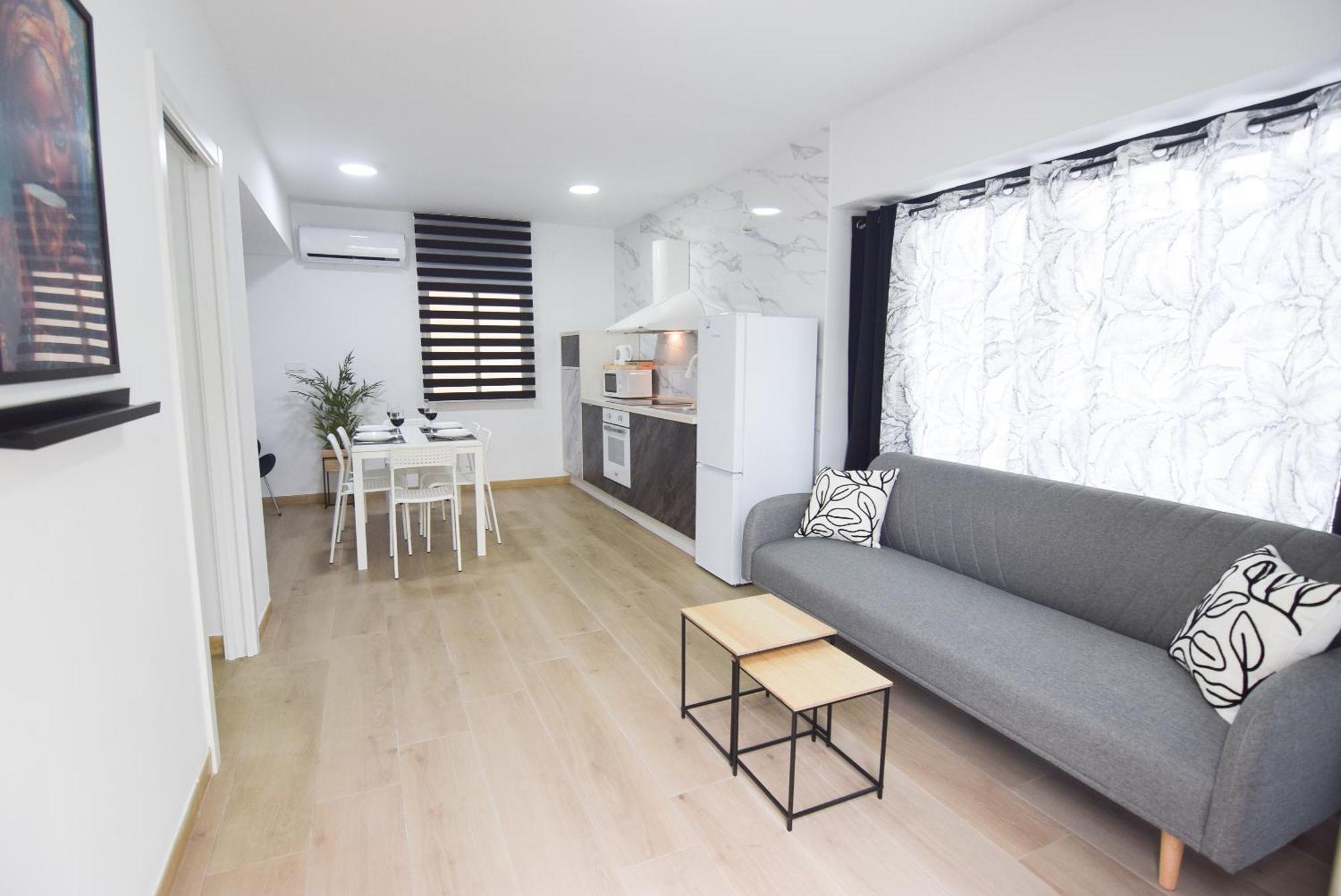 Bajo 23 Con Facil Aparcamiento Apartment *